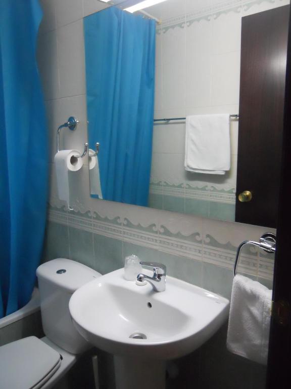 Hostal El Descanso Madrid Værelse billede
