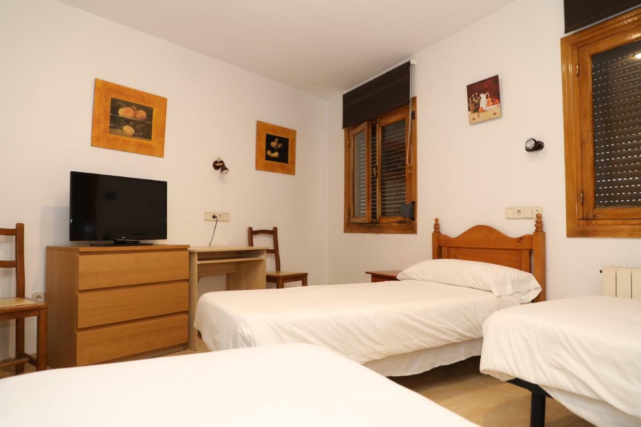 Hostal El Descanso Madrid Eksteriør billede